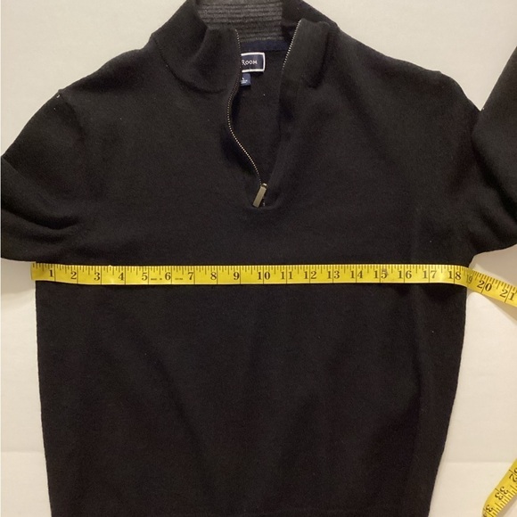 Club Room Men’s Quarter Zipper Sweater - Picture 6 of 9